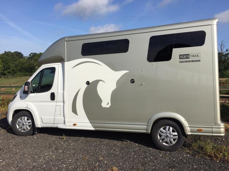 Horse Trucks for Sales